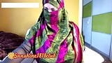 Moslim Arabische bbw milf cam meisje in hijab naakt opstappen 02.14 - Arabische grote tieten op webcam snapshot 8