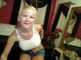 Sexy Milf On Cam snapshot 2