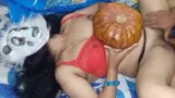 Une belle jeune adolescente indienne se fait baiser par son voisin à l'Halloween snapshot 18