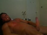 Horny guy jacking-off snapshot 7