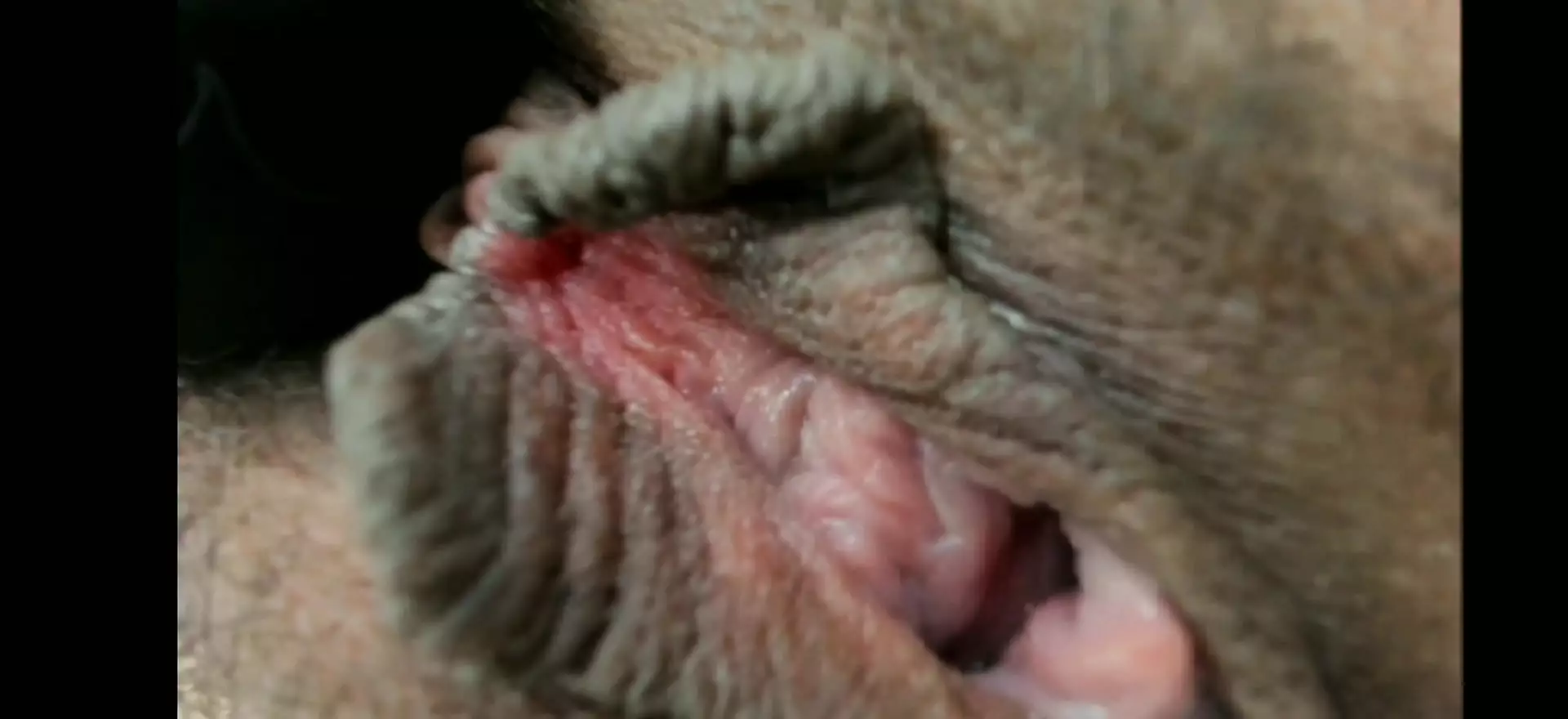 Hintli teyze ev yapımı gerçek seks. 