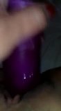 Vriendin neukt haar strakke poesje met een dildo snapshot 4