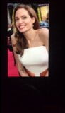 น้ําแตกบน angelina jolie snapshot 6