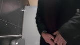 Chauffeur jerking cock on break snapshot 1