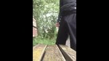 Scally jongen pist buitenshuis snapshot 1