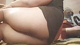 Youg twink negro le encanta mostrar su culo redondo y piernas gruesas snapshot 1