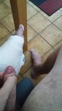 Self footjob z obsadą nóg snapshot 5