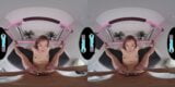 Wetvr extrem flexibel, Sophia Sultry in VR-Porno gedehnt snapshot 16