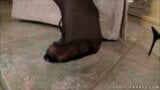 Salope blonde aux pieds incroyables - compilation snapshot 7