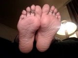 bbw with sexi wrinkled soles snapshot 10