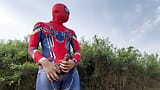 Asijský Spiderman na festivalu Songkran 2024 snapshot 2