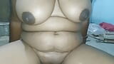 Chica cachonda de pueblo con coño apretado y grandes tetas es follada por su jija en su casa snapshot 15