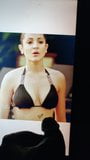 anushka和kareena kapoor的深夜射精 snapshot 3