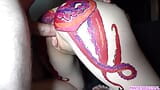 Похотливая сводная сестра с огромной татуировкой осьминога на заднице помогает своему дрочащему сводному брату жестко кончить ей в киску snapshot 15