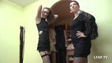 2 salopes francaises lesbiennes s enculent au gode ceinture snapshot 2