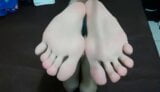 Boy with femenine Feet and Soles - Twink Feet snapshot 10