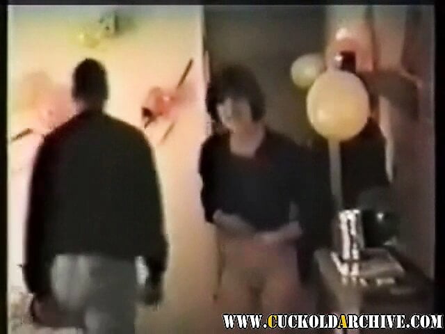 Cuckold Archive vintage wife video with 3 BBCs