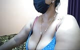 Married woman took off her saree snapshot 9