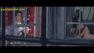 Monica bellucci khỏa thân tình dục sân khấu trong combien tu ...