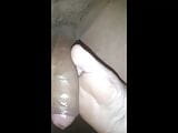 Schattige kleine voet zuigende grote lul kwijlend en druipend geil snapshot 8