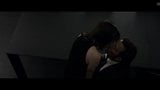 Amanda seyfried - anon (2018) escena de sexo snapshot 1