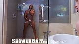 Showerbait büyük çük ırklararası duş sikme ile yüz snapshot 9
