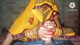 Desi Indische Karwa Chauth apne Pati ke sath Manaya snapshot 6