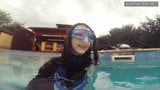 Kolam air panas melancap Emi Serene snapshot 6