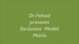 Dr. Fehad presenta a Marie para entrevista snapshot 1