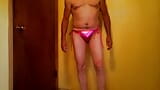 modellando alcuni miei bikini rosa snapshot 8