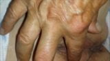 Fingering Granny's Cunt snapshot 4