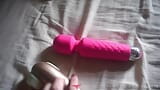 Vends-ta-culotte - Jeune amatrice française s'amuse avec ses sextoys dans sa chambre snapshot 13