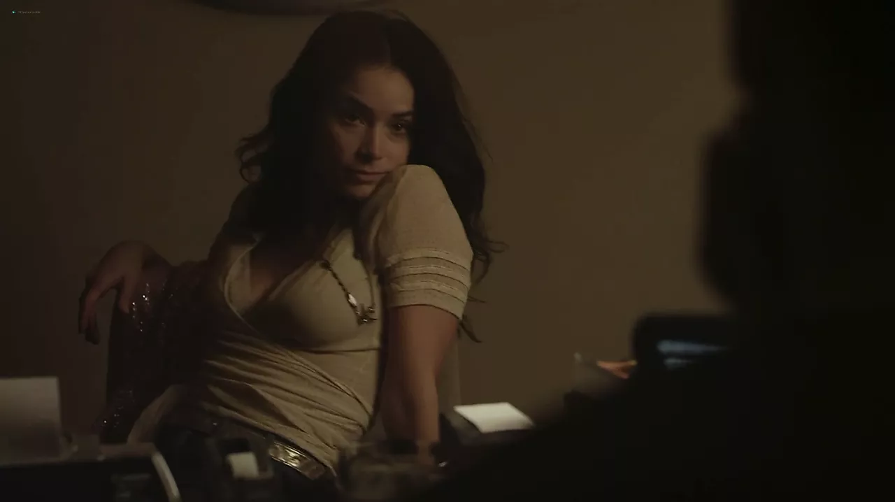 Abigail spencer hot scene