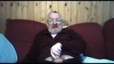 El abuelo Cum en webcam snapshot 12