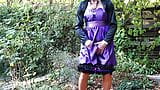 Éjaculation sur une robe en satin violet snapshot 7