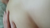 POV-Blondine fickt auf dem Bett snapshot 2