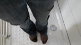 Писсинг в джинсах, часть 1 snapshot 2