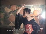 Japanese kimono mistress K hit slaves with a whip snapshot 5