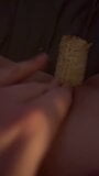 Dedo minha buceta lubrificada enquanto eu me fodo com uma espiga de milho snapshot 12