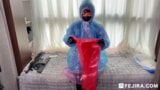 Fejira com leren catsuit dragen meerdere lagen plastic regenjas 02 snapshot 6