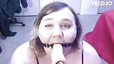 Transgirl entrenando a garganta profunda. mucha saliva! snapshot 5