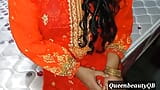 Une bhabhi devar excitée baise une superbe bhabhi nouvellement mariée snapshot 2