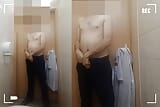 Otro guardia, semen en el baño del trabajo snapshot 4