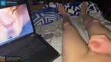Colegial se masturba con el porno Cum en cam, estómago y cama! snapshot 17