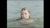 Paul Hogan Show - op het strand snapshot 10