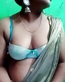 AUNTY KE BOOBS OR NIPPLES BHOT HOT HAI STEP SON CHUS RHA HAI snapshot 20