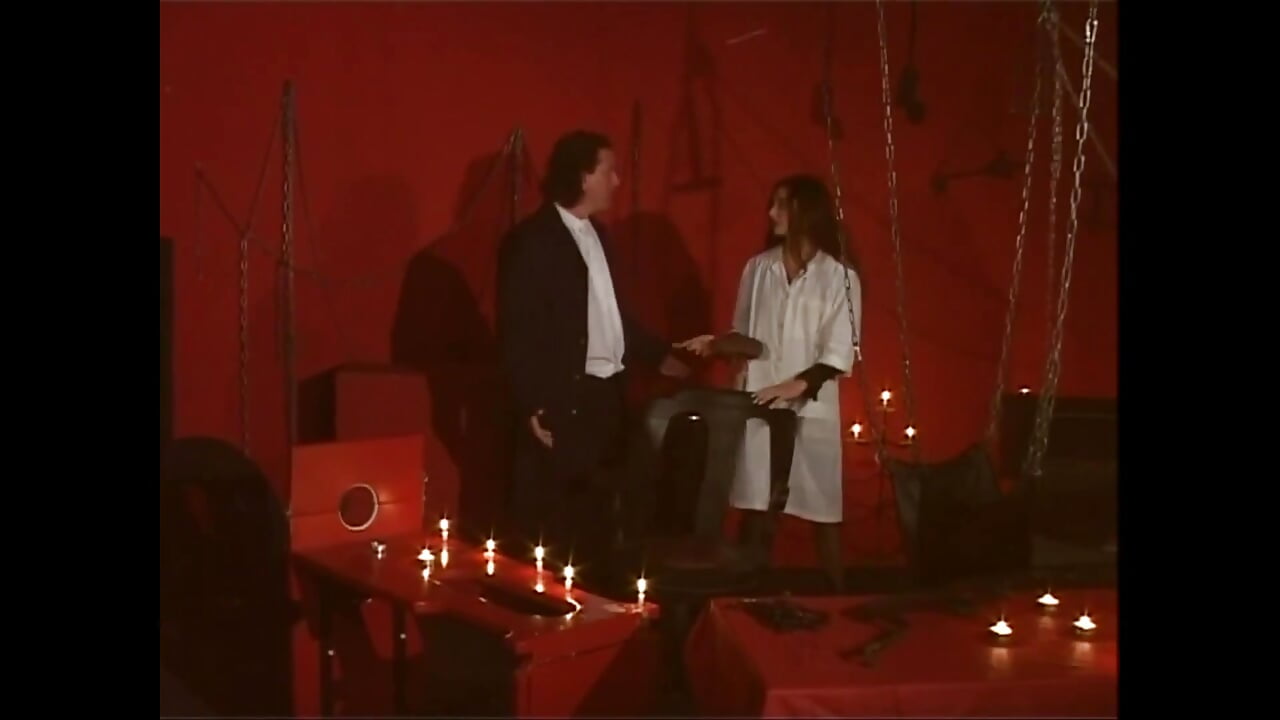 Uma in the Wonder Room