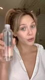 Elizabeth Olsen: no makeup, beautiful. snapshot 3