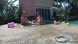 Fiesta desnuda en la piscina en la villa en Pattaya - pareja rusa amateur snapshot 13