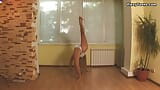 Russian Alla Klassnaja does bridges naked and shows how flexible she is snapshot 5